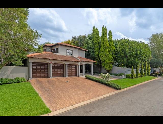 5 BEDROOM HOUSE FOR SALE IN FOURWAYS